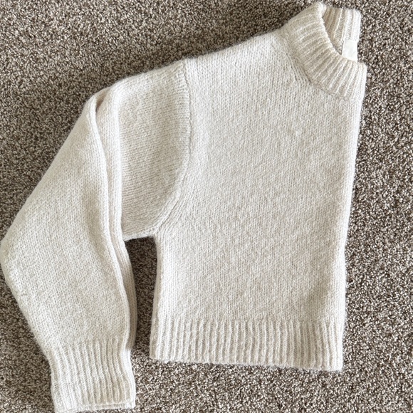 H&M Cream Crew Neck Sweater - Picture 2 of 4